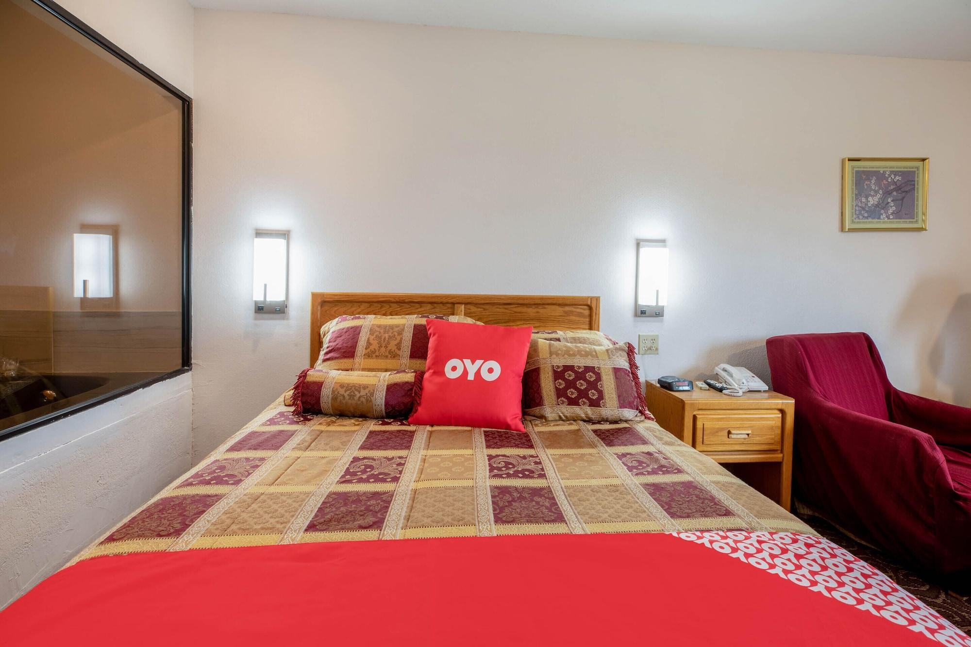 Oyo Hotel Chesaning Route 52 & Hwy 57 Exterior photo