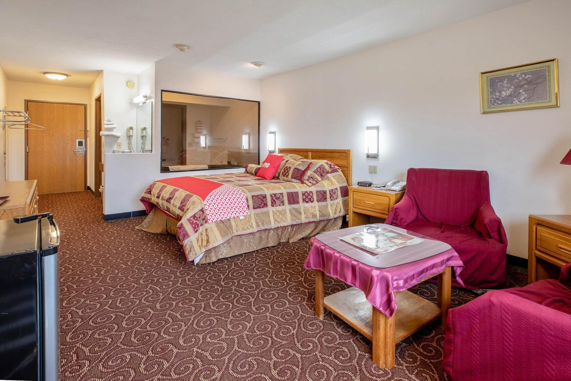 Oyo Hotel Chesaning Route 52 & Hwy 57 Exterior photo
